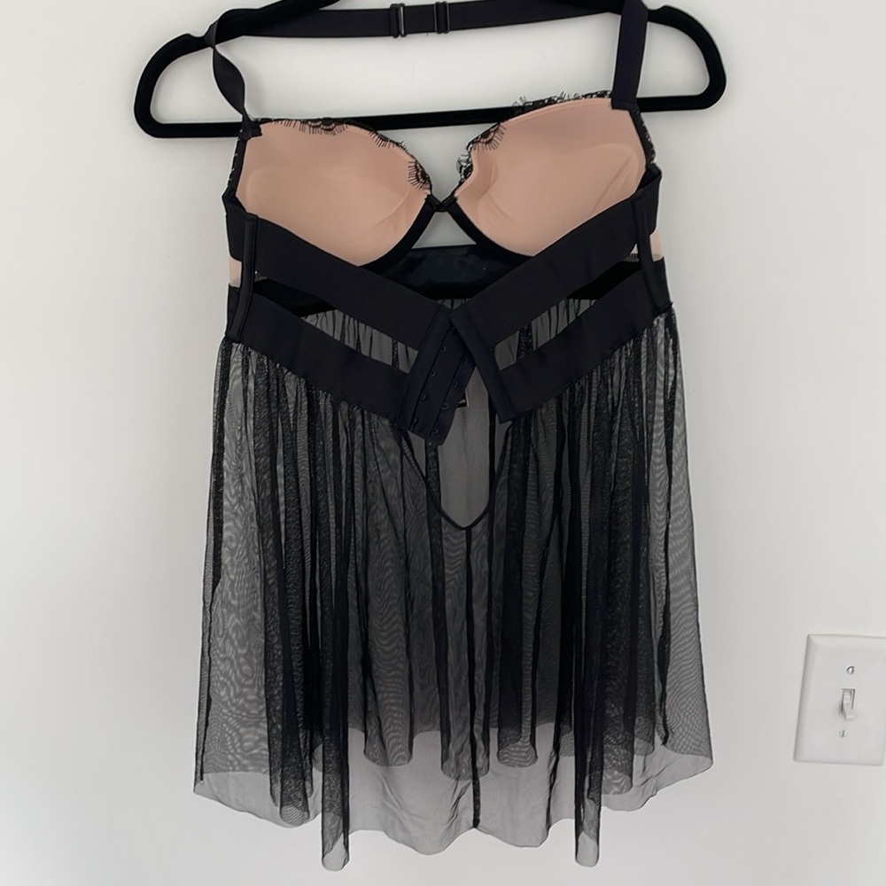 Victoria's Secret Black Lace Sheer Babydoll Chemise - Size 34C - Picture 2 of 6